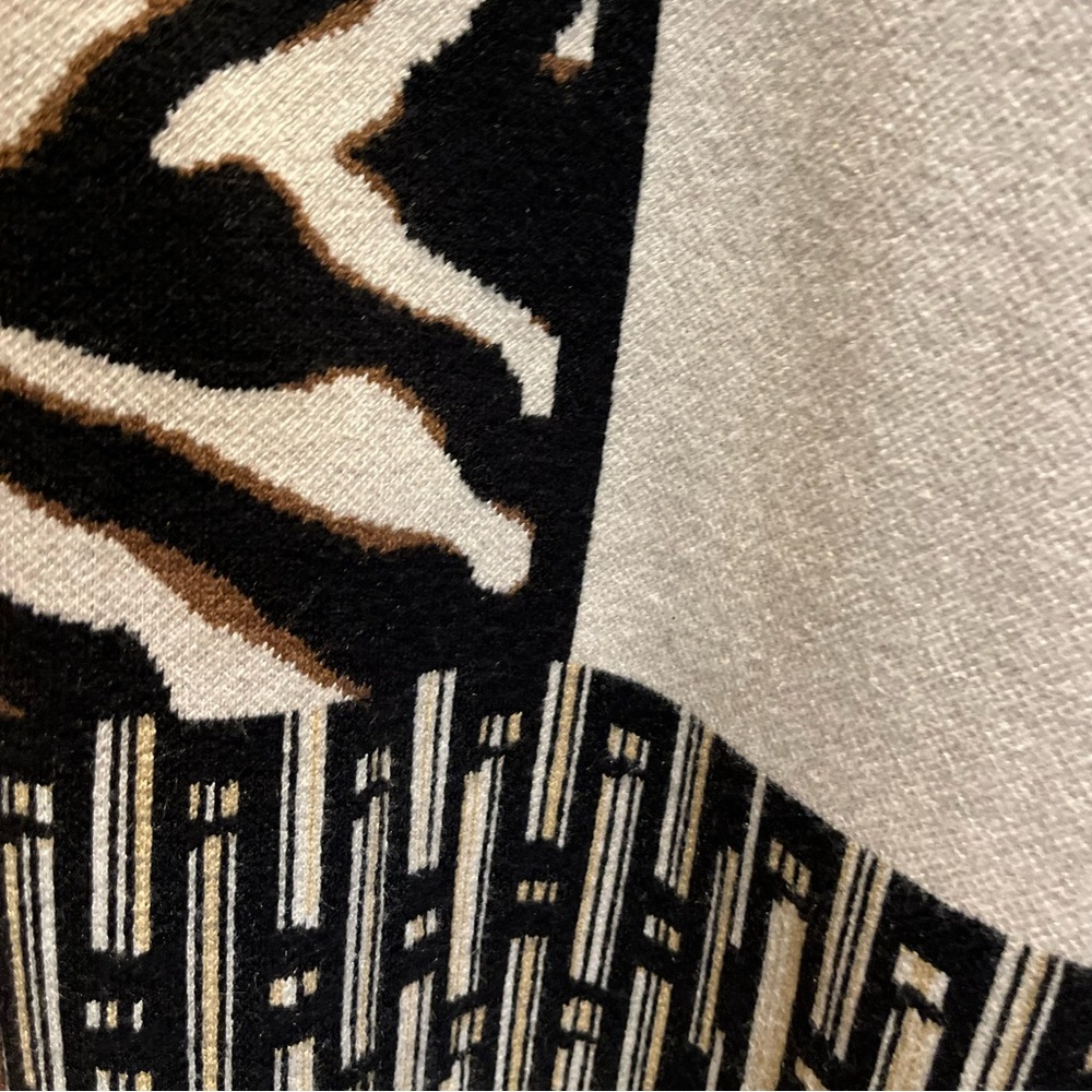 02. WOMENS CHICO’S XXS/XS DETAIL SWEATER - Picture 4 of 6